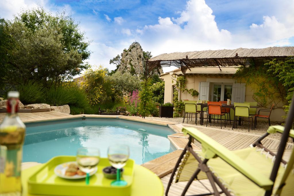 Mas De Carabelle Bed and Breakfast La Roque-Alric Εξωτερικό φωτογραφία