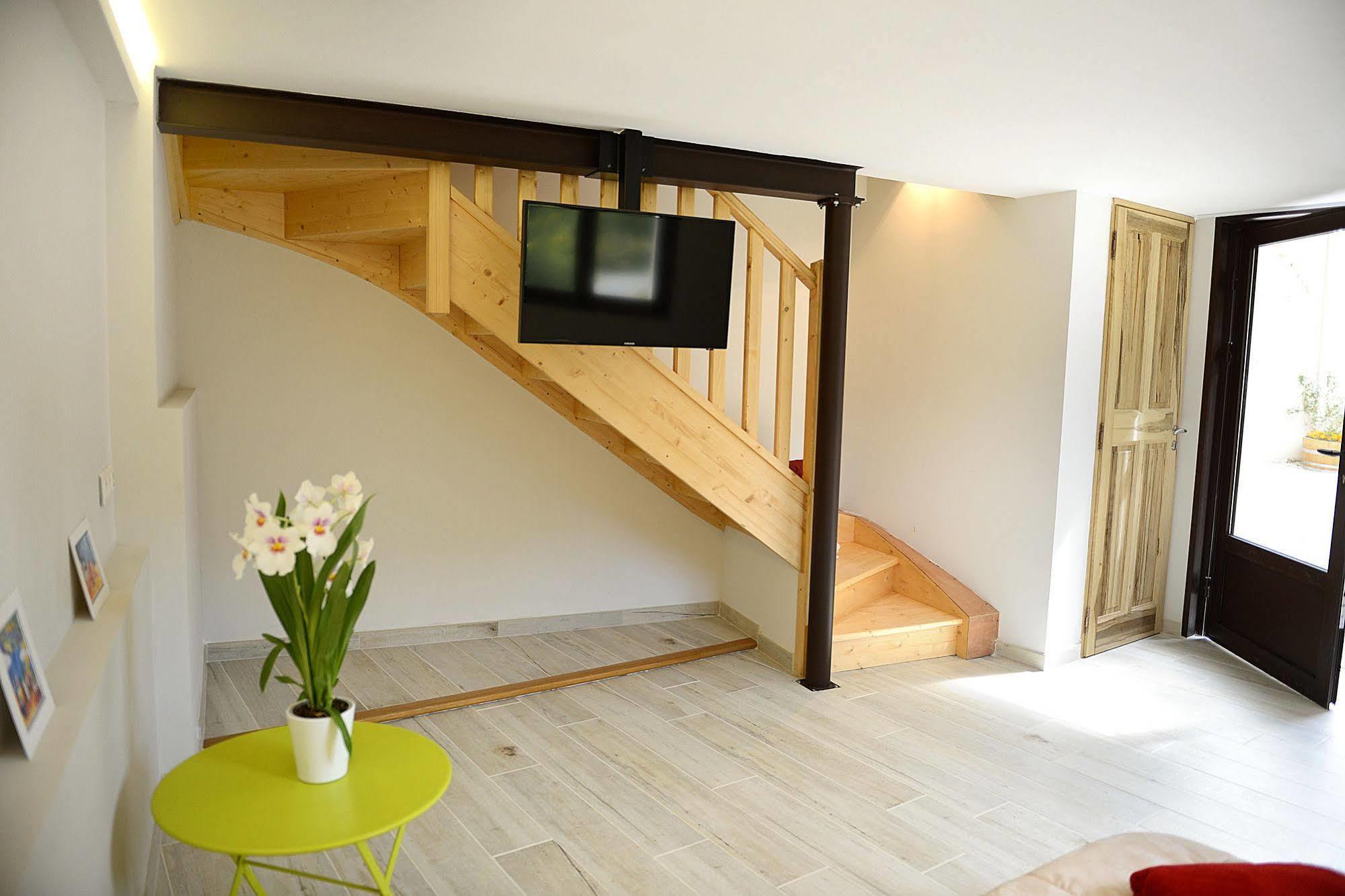 Mas De Carabelle Bed and Breakfast La Roque-Alric Εξωτερικό φωτογραφία
